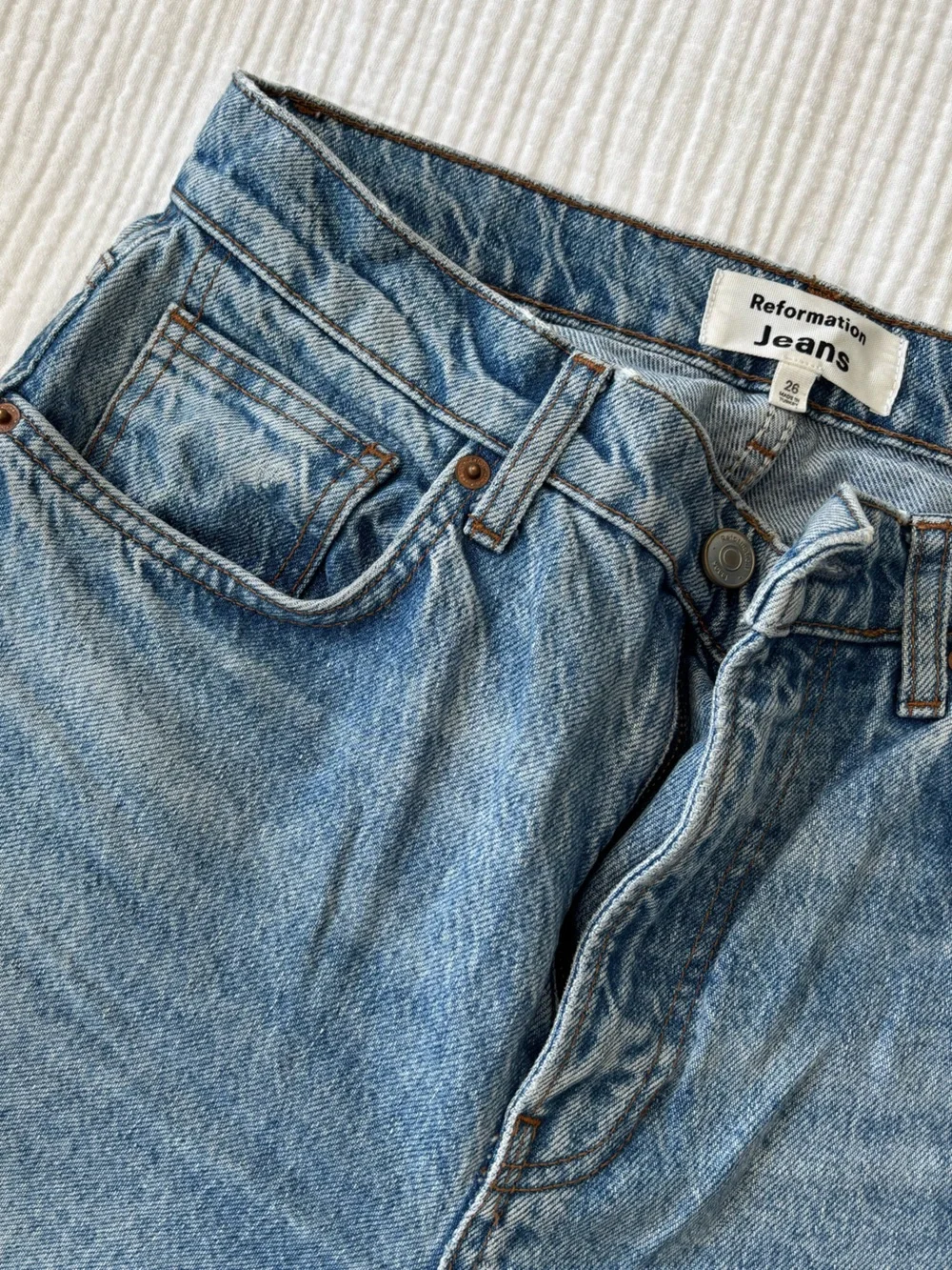 Reformation Val 90s Mid Rise Straight Jeans - Light Blue